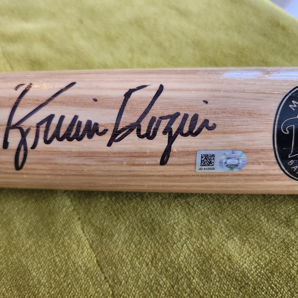 Louisville Slugger Signed Baseball Bat Twins Player Brian Dozier - Picture 2 of 3